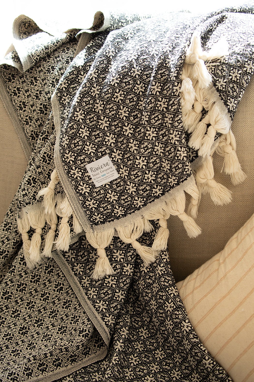 Avila Throw Blanket - Rivieratowel