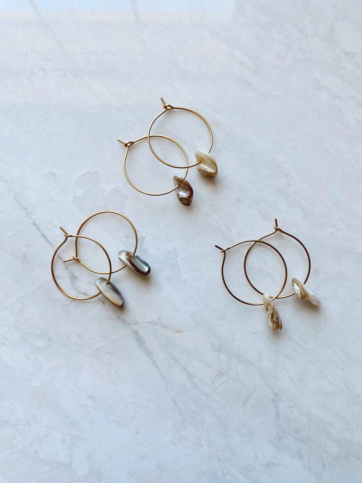 Medium Seashell Gold Hoops - Rivieratowel