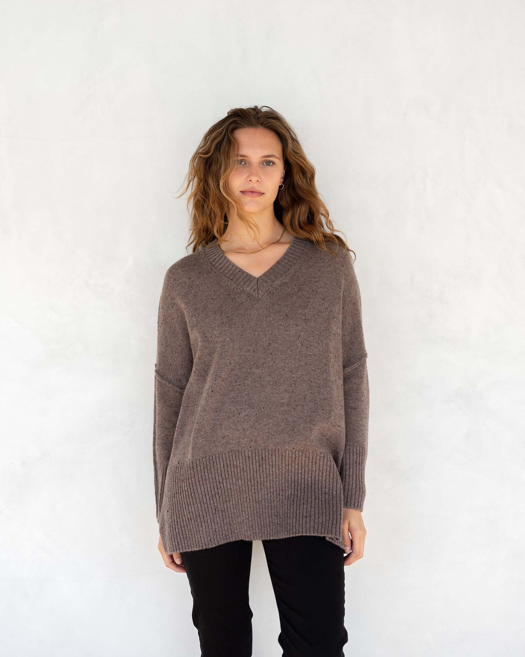 Montauk V - neck Sweater - Rivieratowel