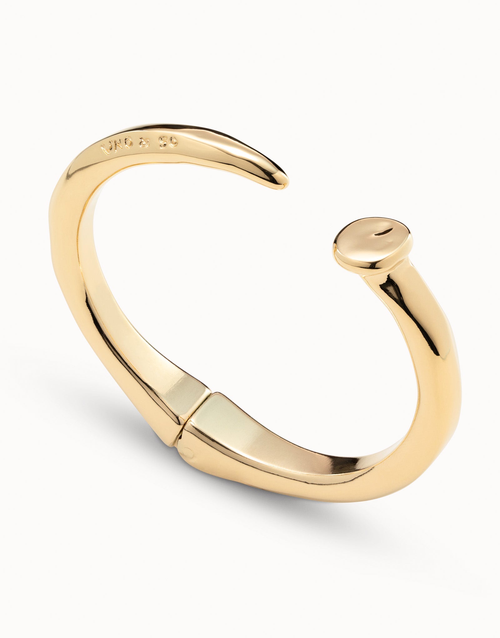 Nail Bracelet - Rivieratowel