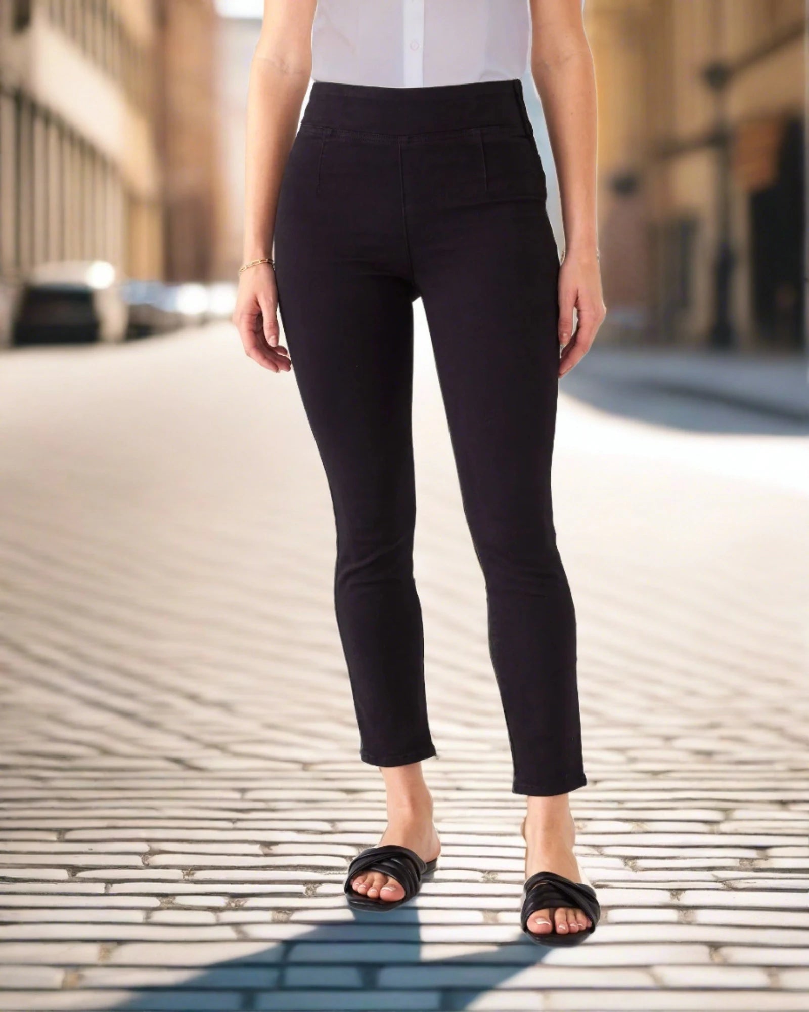 Nomad Pull - On Cigarette Pant - Rivieratowel