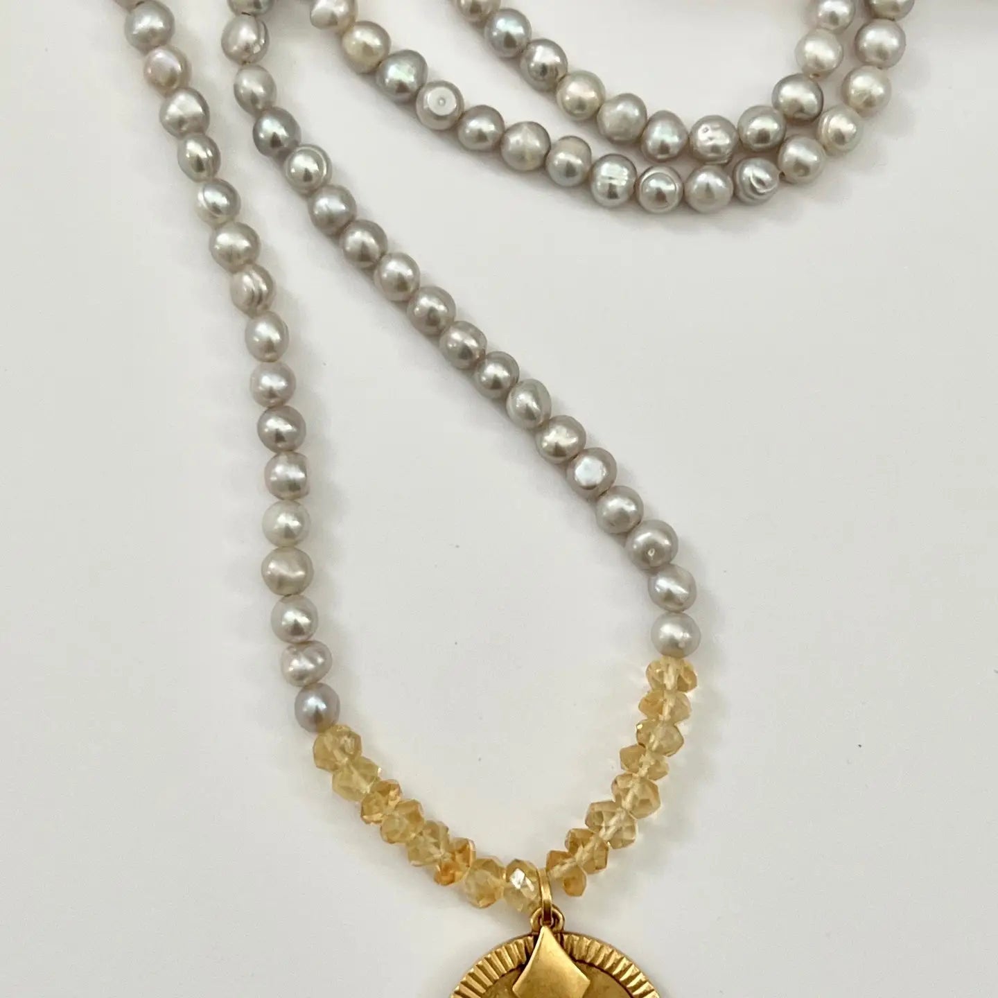 Sea Rosette Necklace - Rivieratowel